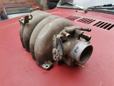 Auto delovi: Usisna grana sa klapnom i senzorima Lada 21214 Niva broj 2. Polovno — 4