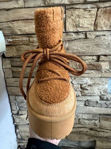 Ugg obuća: Ugg čizme — 2