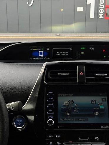 экономия бензин: Toyota Prius: 2021 г., 1.8 л, Автомат, Гибрид, Лифтбек — 10