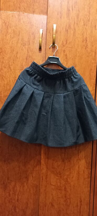 Другие товары для детей: Вещи на девочку 10-11 лет. Кофточки, джинсики и юбочки все по 100 сом — 8