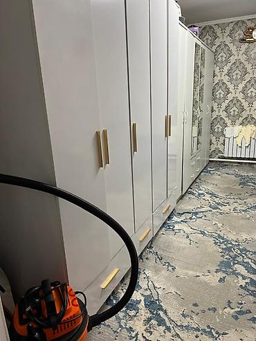 алтын казык жилмассив канат: 6 комнат и более, 180 м², 4 соток, Бишкек, Ак-Тилек ж/м Собственник — 7
