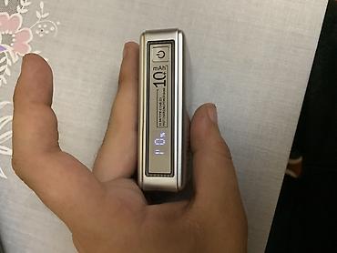 telefon a71: İphone xr 128 yaddaş 17 proya yığılıb tək problem arxada çat var oda — 7