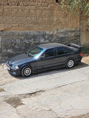 Унаа: BMW 3 series: 1993 г., 2 л, Кол менен иштөөчү, Бензин, Седан — 5
