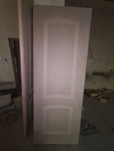 Напольные покрытия: 2 dənə qapı 100 manata