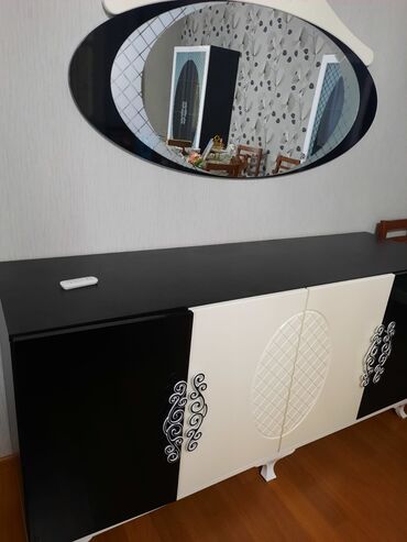 Divan və masa dəstləri: İşlənmiş, Komod, TV altlığı, Servant, Kredit yoxdur, Azərbaycan