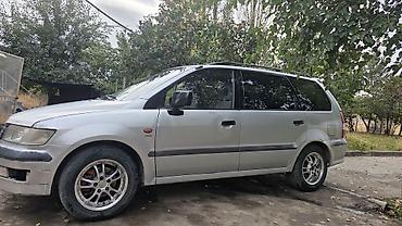 машина с манипулятором: Mitsubishi Space Wagon: 1999 г., 2.4 л, Механика, Бензин, Минивэн — 3