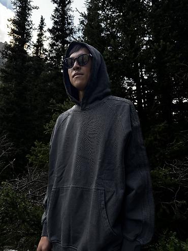 pull and: Толстовка с капюшоном, цвет графит - Классическая худи с объемным — 2