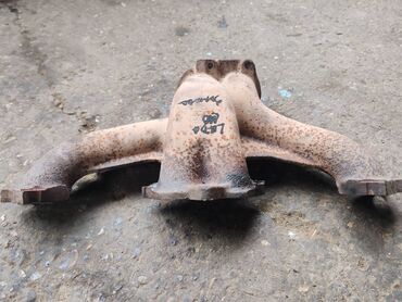 Auto delovi: Izduvna grana motora Lada Lada 2108 Samara. Polovno, očuvano. Skinute — 3