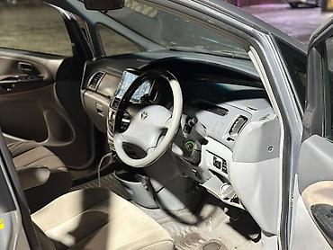 Toyota: Toyota Estima: 2000 г., 3 л, Автомат, Бензин, Минивэн — 5