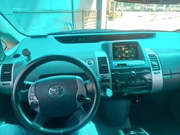 Toyota Prius: 2006 г., 1.5 л, Вариатор, Гибрид, Седан