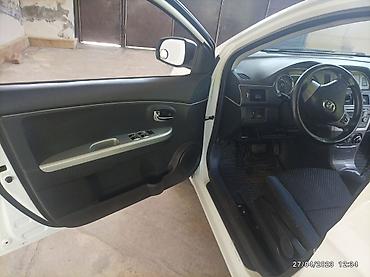 Great Wall: Great Wall : 1.5 l | 2013 il 185 km Sedan — 6