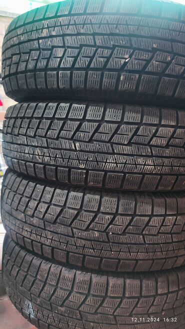 Шины: Шины 185 / 65 / R 15, Зима, Комплект, Легковые, Япония, Bridgestone