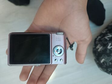 Другая бытовая техника: Продаю цифровой фотоаппарат Panasonic Lumix — всего за 1000 сом!