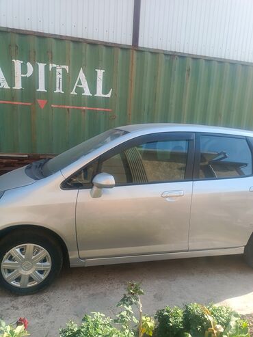 фит расрочку: Honda Fit: 2003 г., 1.3 л, Автомат, Бензин