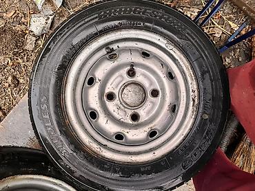 Шины и диски: Комплект колёс для лёгкого грузовика/прицепа: шины Bridgestone V300 на — 3