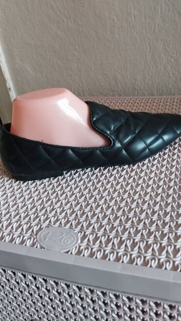 турецкая обувь бишкек: Туфли 39, цвет - Черный