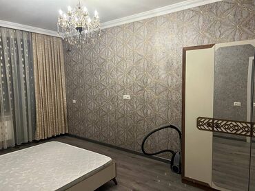 Uzunmüddətli kirayə mənzillər: Tam təmirli,bütün mebellər var hamisı təzə,yaşayış olmayıb,metroya — 13