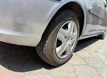 газ авто выезд: Honda Jazz: 2002 г., 1.4 л, Автомат, Бензин, Хэтчбэк — 8
