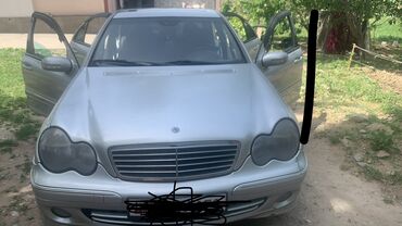 автомобиль volkswagen touareg: Mercedes-Benz C-Class: 2002 г., 2.7 л, Автомат, Дизель, Седан