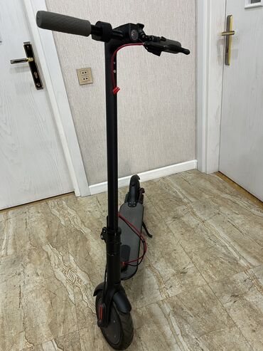 elektrikli scooter işlənmiş: Б/у Электросамокат 9", 751 - 1000 Вт, 26 - 35 км/ч, Самовывоз