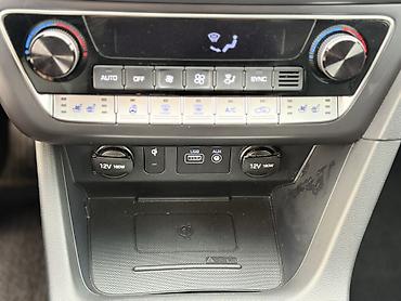 Hyundai: Hyundai Sonata: 2019 г., 2 л, Автомат, Бензин, Седан — 10