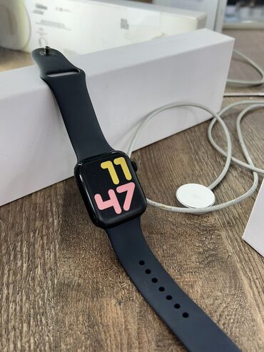 apple store bishkek: Apple Watch SE gen 2 44mm black Полный комплект. Можете купить в