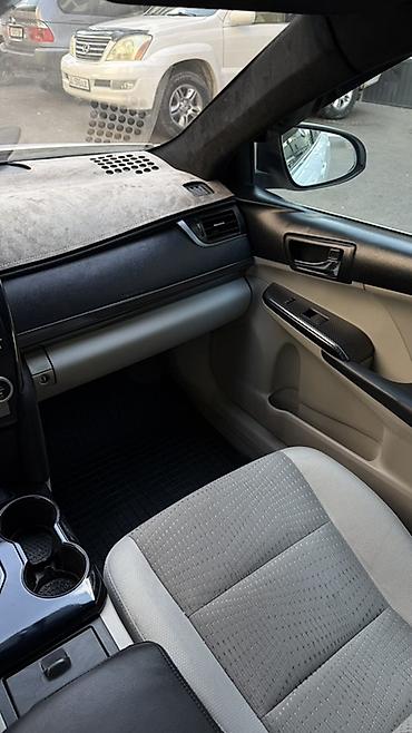 волва 2012: Toyota Camry: 2012 г., 2.5 л, Автомат, Гибрид, Седан — 5