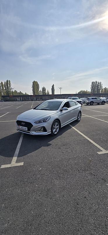 santa fe 2022: Hyundai Sonata: 2022 г., 2 л, Автомат, Газ, Седан — 2