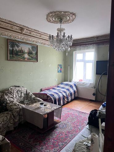 квартира берилет кызыл аскерден: Bakı, 2 otaqlı, Köhnə tikili, m. Həzi Aslanov, 60 kv. m