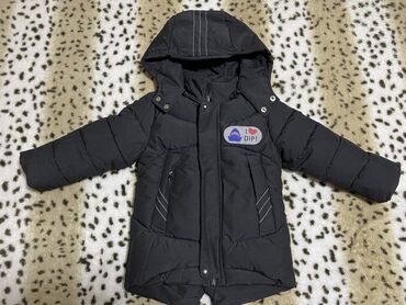 тёплые толстовки: Продается зимняя тёплая куртка на мальчика 2-3 года . Съёмный
