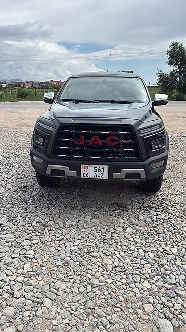JAC: JAC : 2021 г., 2.4 л, Вариатор, Бензин, Пикап — 1
