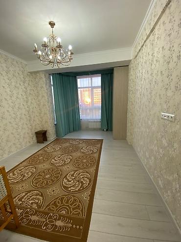 rent flat: Сдаю 3х ком.кв на долгий срок. Частично с мебелью. Квартира светлая — 4