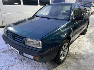 фольксваген поло 2002: Volkswagen Vento: 1995 г., 1.8 л, Механика, Бензин, Седан