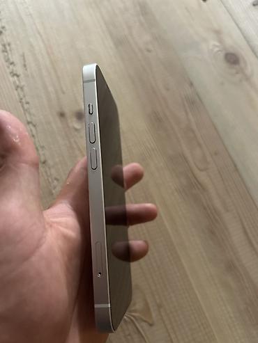 ikinci el iphone 16: IPhone 14, 128 GB, Ağ, Qırıq — 6