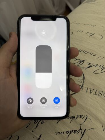 telefon a 72: IPhone 11, 64 GB, Qara, Face ID