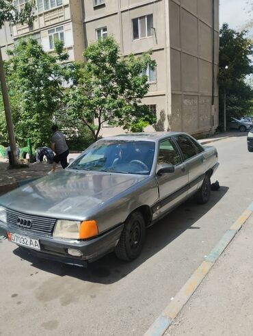 аудй: Audi 100: 1990 г., 2 л, Механика, Бензин