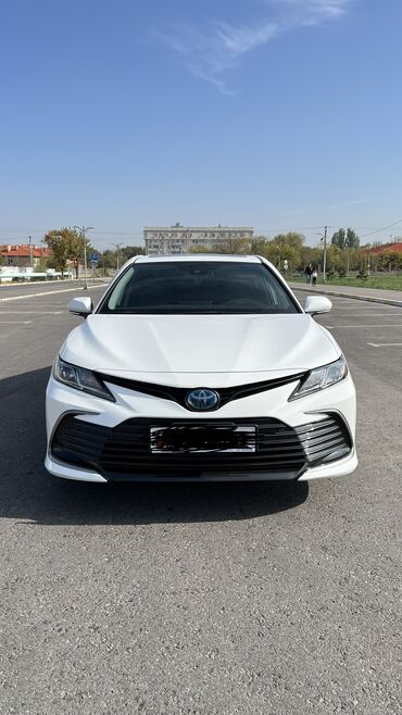 камри гибрид: Toyota Camry: 2021 г., 2.5 л, Автомат, Гибрид, Седан