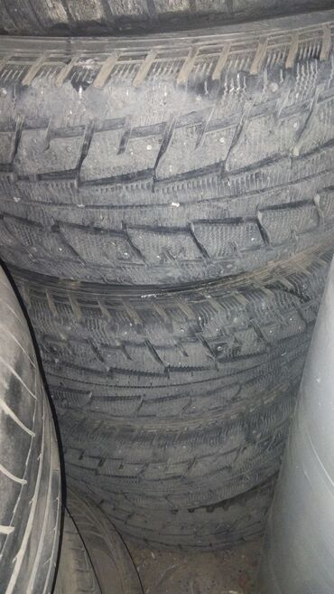 шины на тико: Шины 285 / 50 / R 20, Зимняя шипованная, Б/у, Комплект, Внедорожные (АТ/МТ), Франция