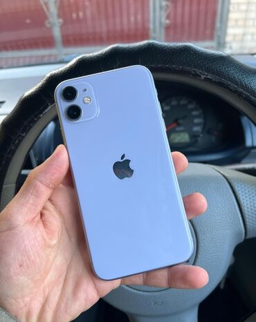 Apple iPhone: IPhone 11, Б/у, 64 ГБ, Голубой, Защитное стекло, Чехол, 75 %