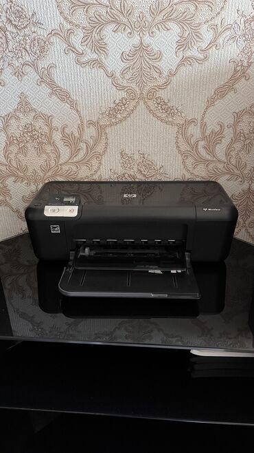 Printerlər: Printer uzun müddətdir islədilmir ön nahiyesində problem var boslug