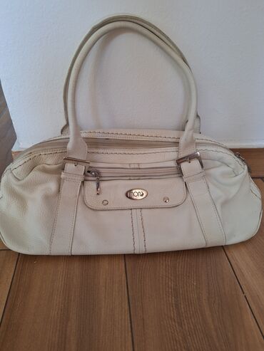 crne torbice sa lancem: Elegantna torbica, Mona, Materijal: Koža na lalafo.rs crne torbice sa lancem: Elegantna torbica, Mona, Materijal: Koža