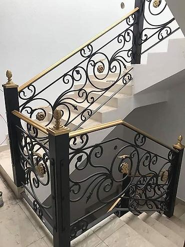 Pilləkən məhəccərləri: H&H doorsMetalkonstruksiya məhəccər – pilləkənlər üçün - Dizayn — 18