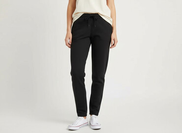 pluszowe kapcie nike temu: Vero Moda, Спортивні штани жіночі, розмір M