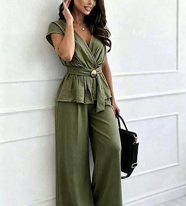 pull: Damski komplet – bluza i pantalone širokih nogavica. - Gornji deo — 2