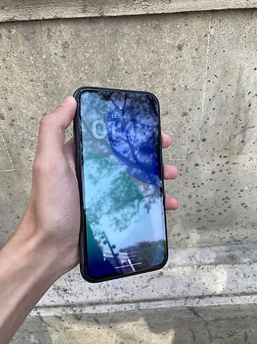 se iphone: IPhone 11, 128 GB, Qara, Zəmanət, Simsiz şarj, Face ID — 9