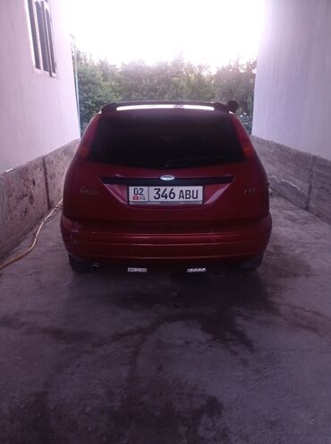 Ford: Ford Focus: 2001 г., 2 л, Автомат, Бензин, Хэтчбэк