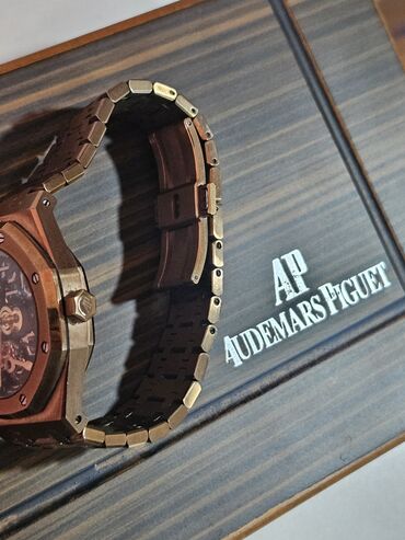 qizil saat qiymetleri: İşlənmiş, Qol saatı, Audermars Piguet, rəng - Qızılı