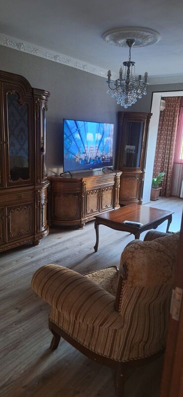 1 комнатные новостройки в баку: Bakı, 5 otaqlı, Köhnə tikili, 150 kv. m