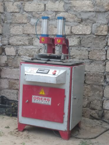 Quru inşaat materialları: Sənaye pres/kalıp aparatları – OBERG Machine - Brend: OBERG Machine -