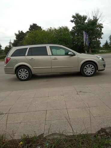 Digər Avtomobillər: Maşının zavod nə qoyubsa hamısı işləkdi, avtopilotda həmçinin, dörd — 10